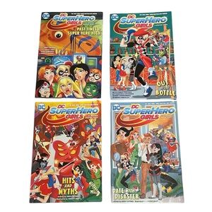 DC Super Hero Girls Comics (4 Books)